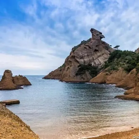 Beau T2 Equipe Sur Le Port, Centre La Ciotat