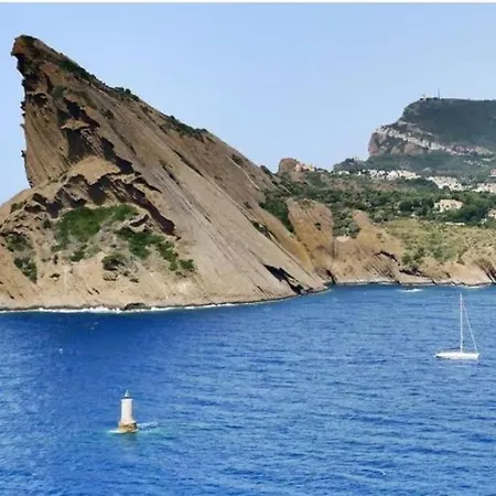 Beau T2 Equipe Sur Le Port, Centre Apartamento La Ciotat