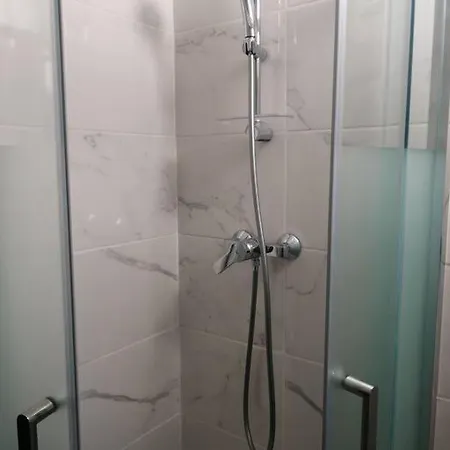 Beau T2 Equipe Sur Le Port, Centre Daire *