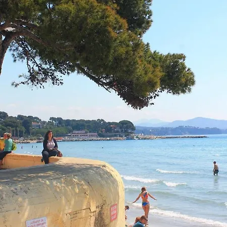 Beau T2 Equipe Sur Le Port, Centre Daire